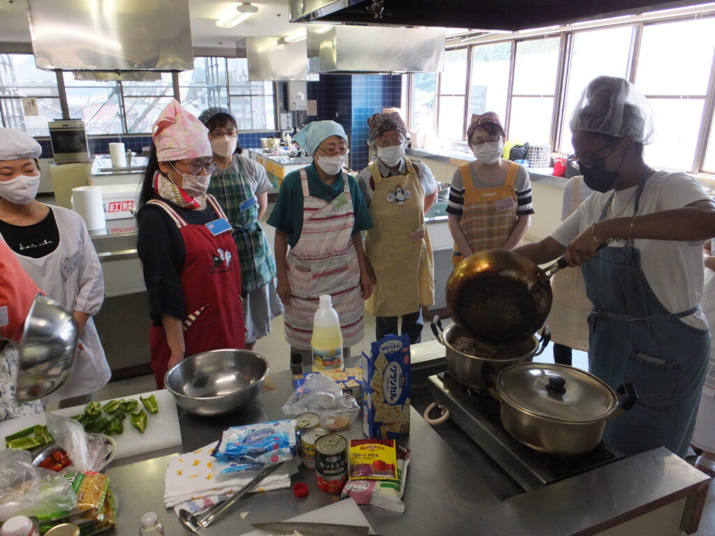 多文化紹介講座③「アメリカ編」が開催されました