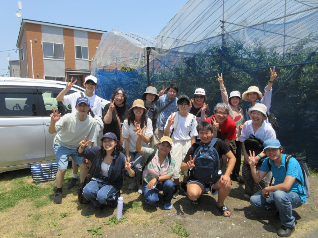 日本語教室課外授業「電車に乗って、さくらんぼ狩りを体験に行こう！」が開催されました